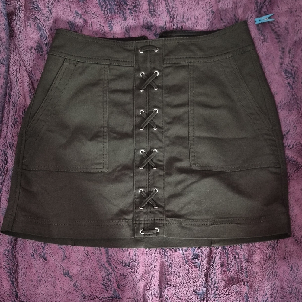 Express Army Green Lace-Up Mini Skirt Size 2